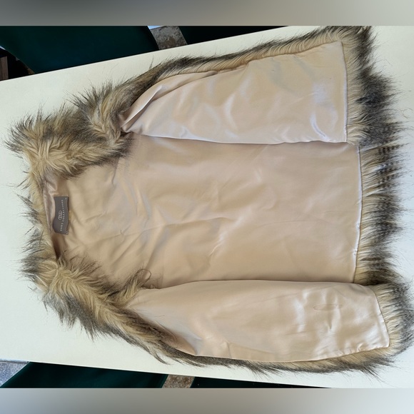 Tart Collections faux fur vest. - Picture 4 of 5
